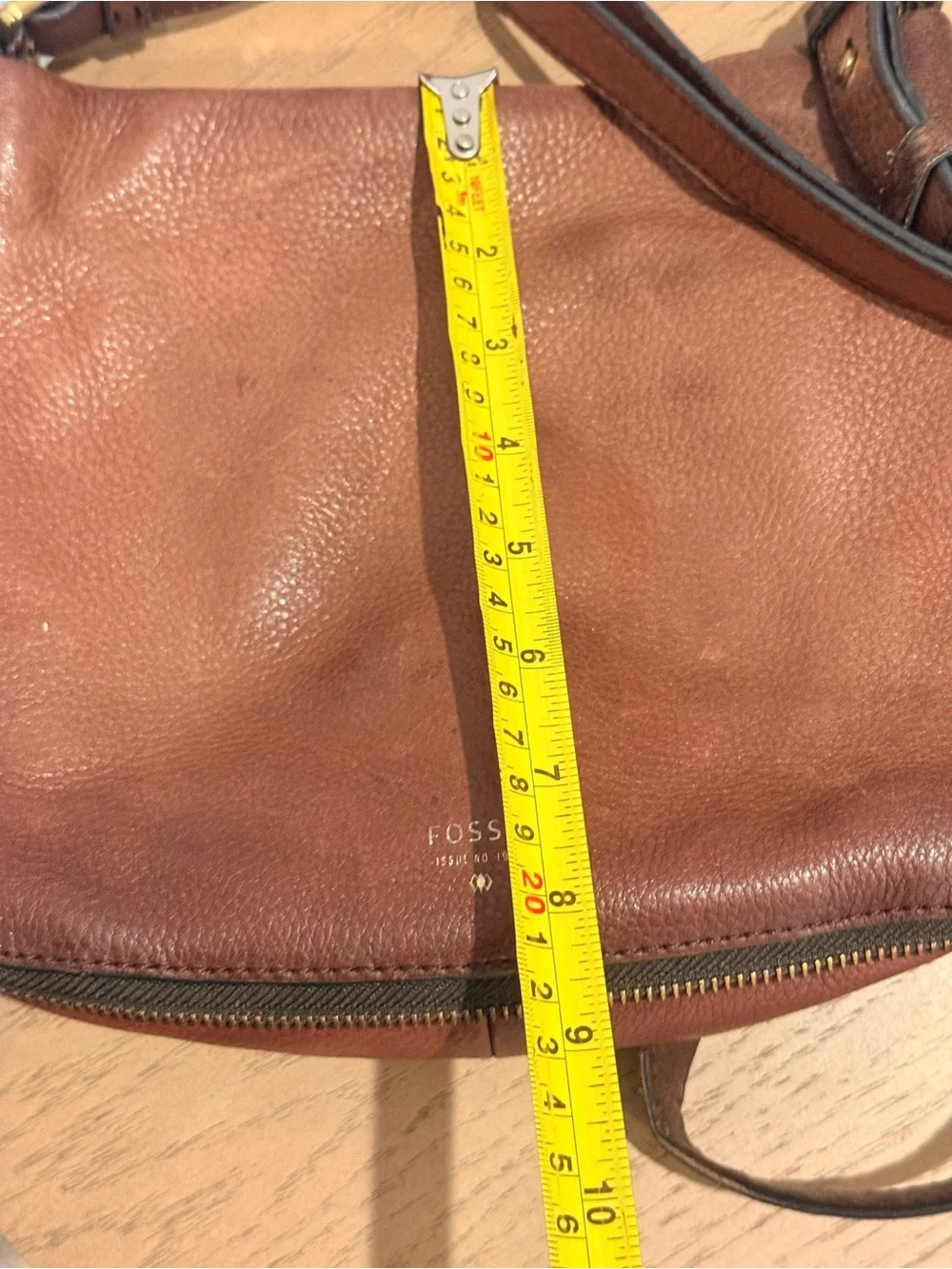 Fossil Tan Brown Leather Messenger Crossbody with Gold‎ Hardware